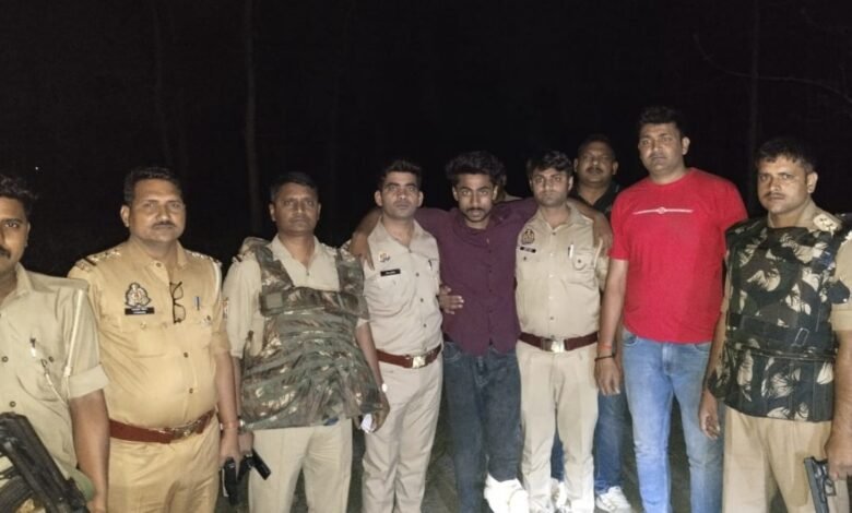 kushinagar-news:-कुशीनगर-में-पुलिस-और-बदमाशों-के-बीच-मुठभेड़,-एनकाउंटर-में-एक-बदमाश-के-पैर-में-लगी-गोली